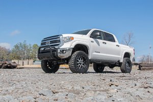 Toyota Tundra Suspension Lift Kit - Front + Rear - Rough Country - 6 Inch - '16-'21